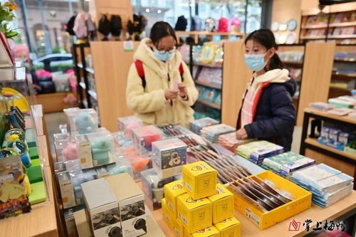 開學(xué)經(jīng)濟(jì)火熱，電子產(chǎn)品銷售迎來高峰 你的必備物品清單齊了嗎？